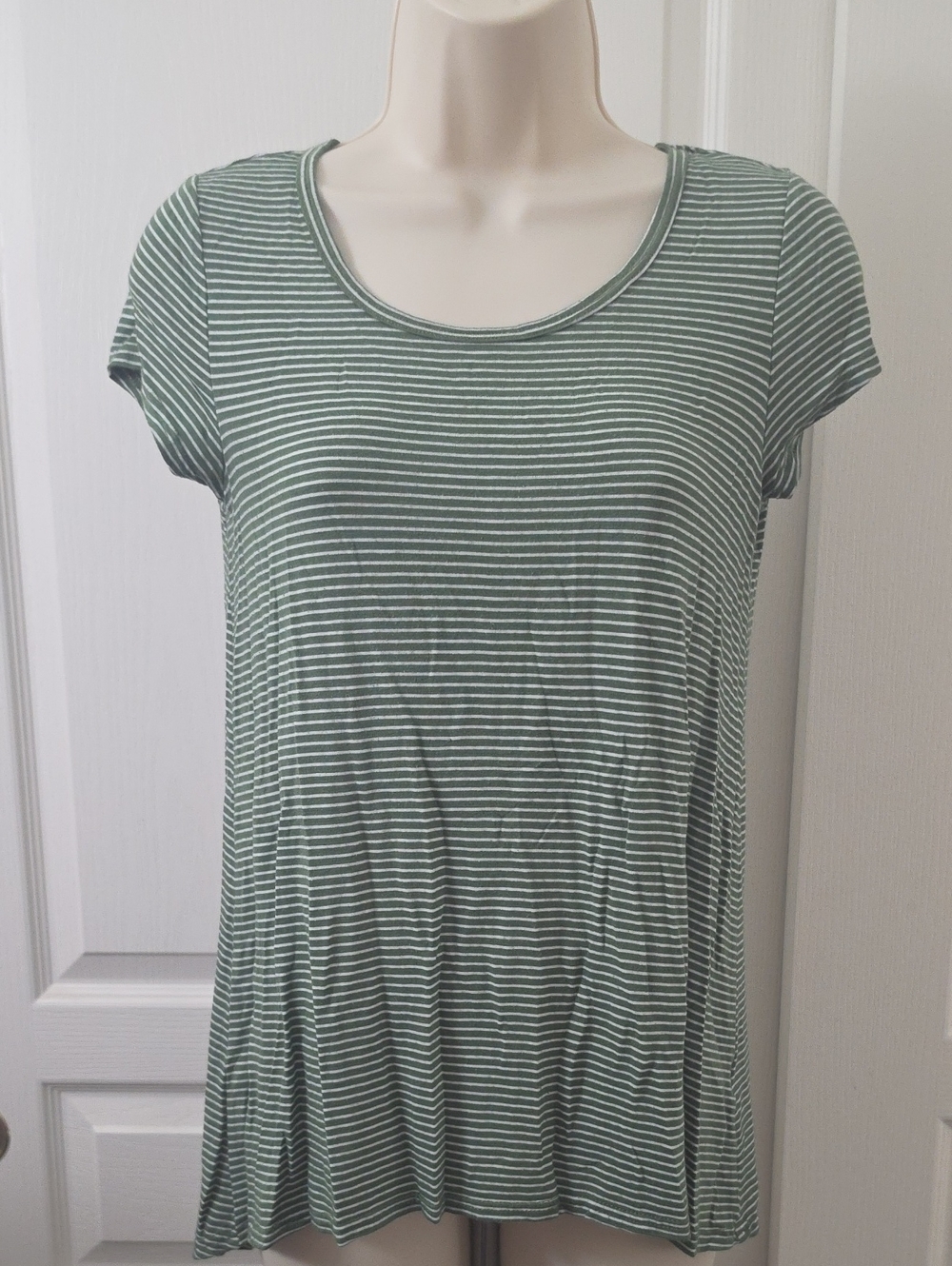 SO | Casual Scoop Neck Striped Basic Cap Sleeve Tee - Green and White. Size S